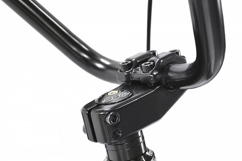 Stark Madness BMX 4 (2022) Stark Madness BMX 4 (2022)
